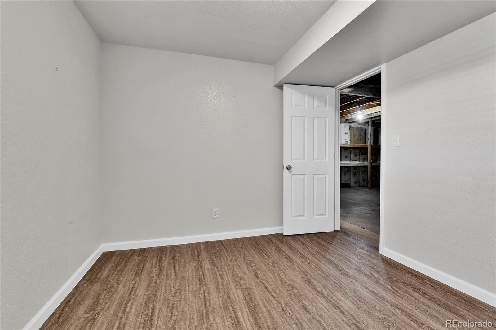 MLS Image #41 for 22448 e plymouth circle,aurora, Colorado