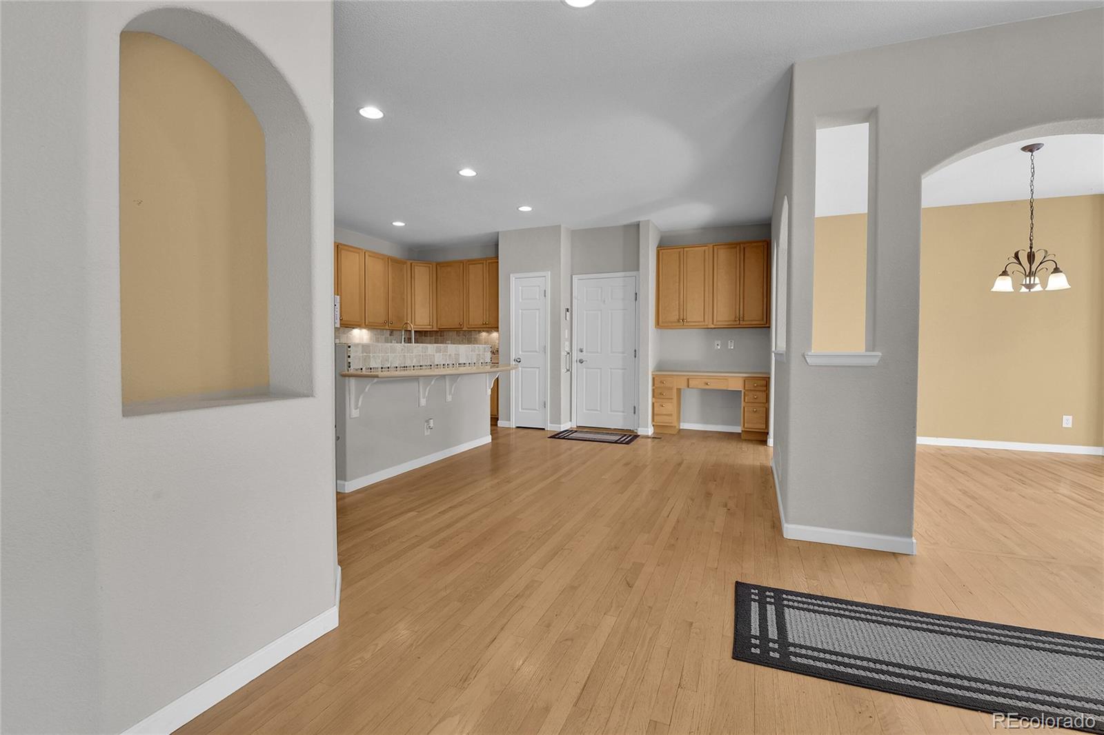 MLS Image #6 for 22448 e plymouth circle,aurora, Colorado