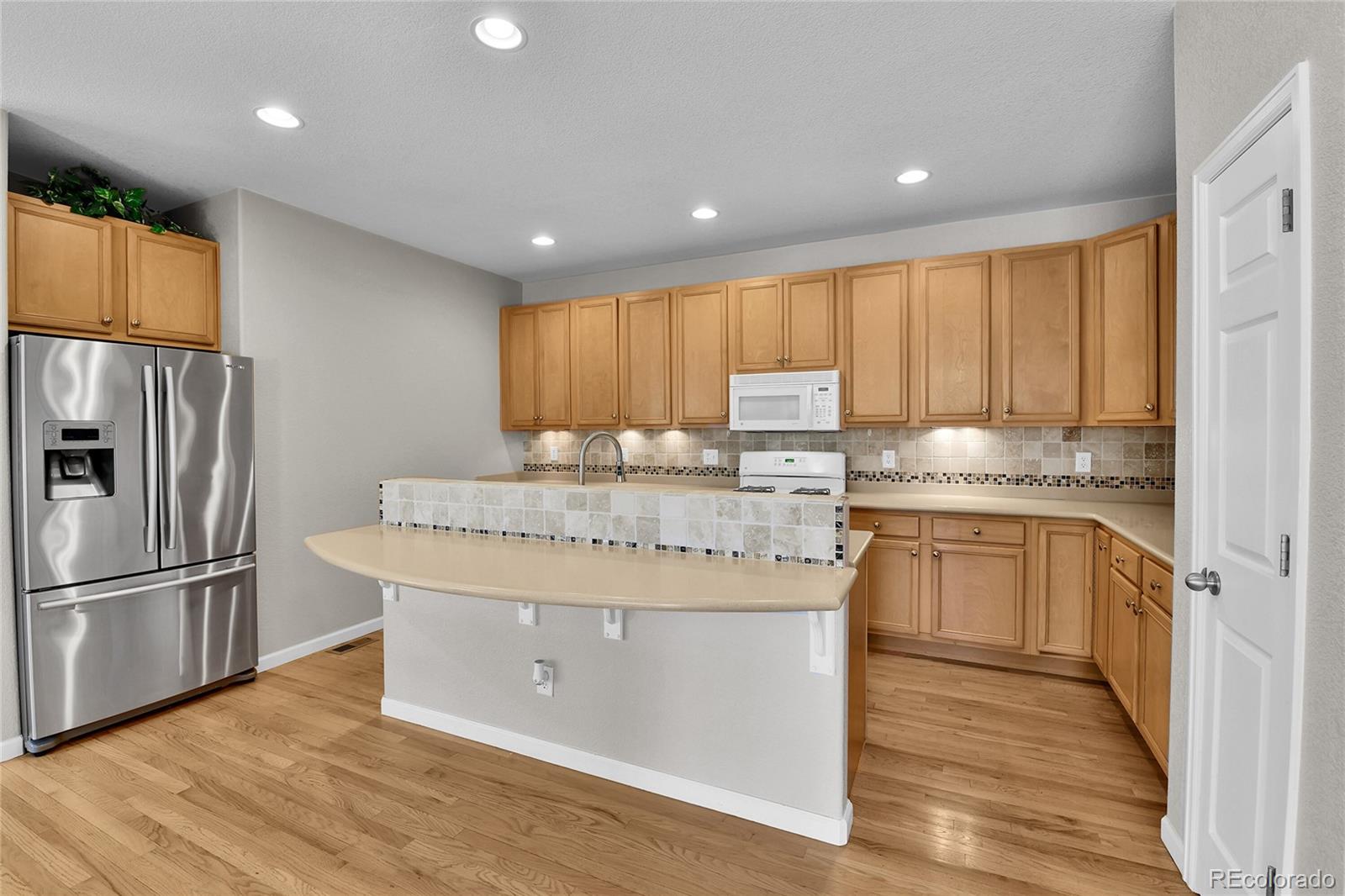 MLS Image #8 for 22448 e plymouth circle,aurora, Colorado