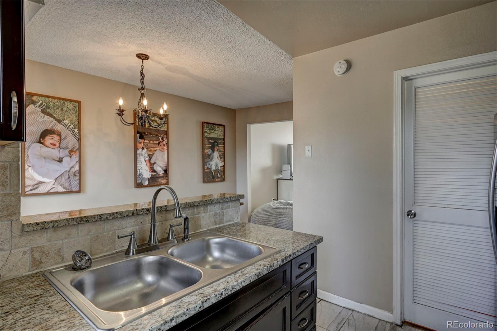MLS Image #15 for 524  shady crest circle,colorado springs, Colorado