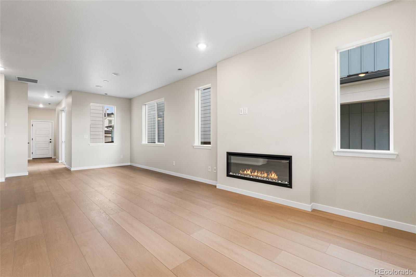 MLS Image #2 for 13182  barefoot lakes parkway,firestone, Colorado