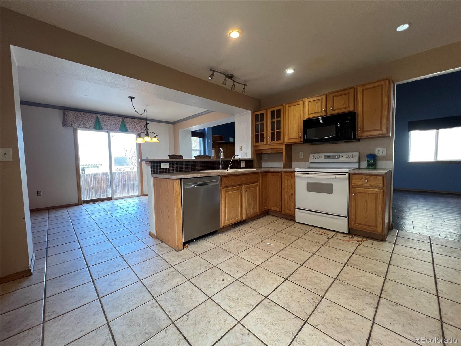 MLS Image #3 for 6805  quincy avenue,firestone, Colorado