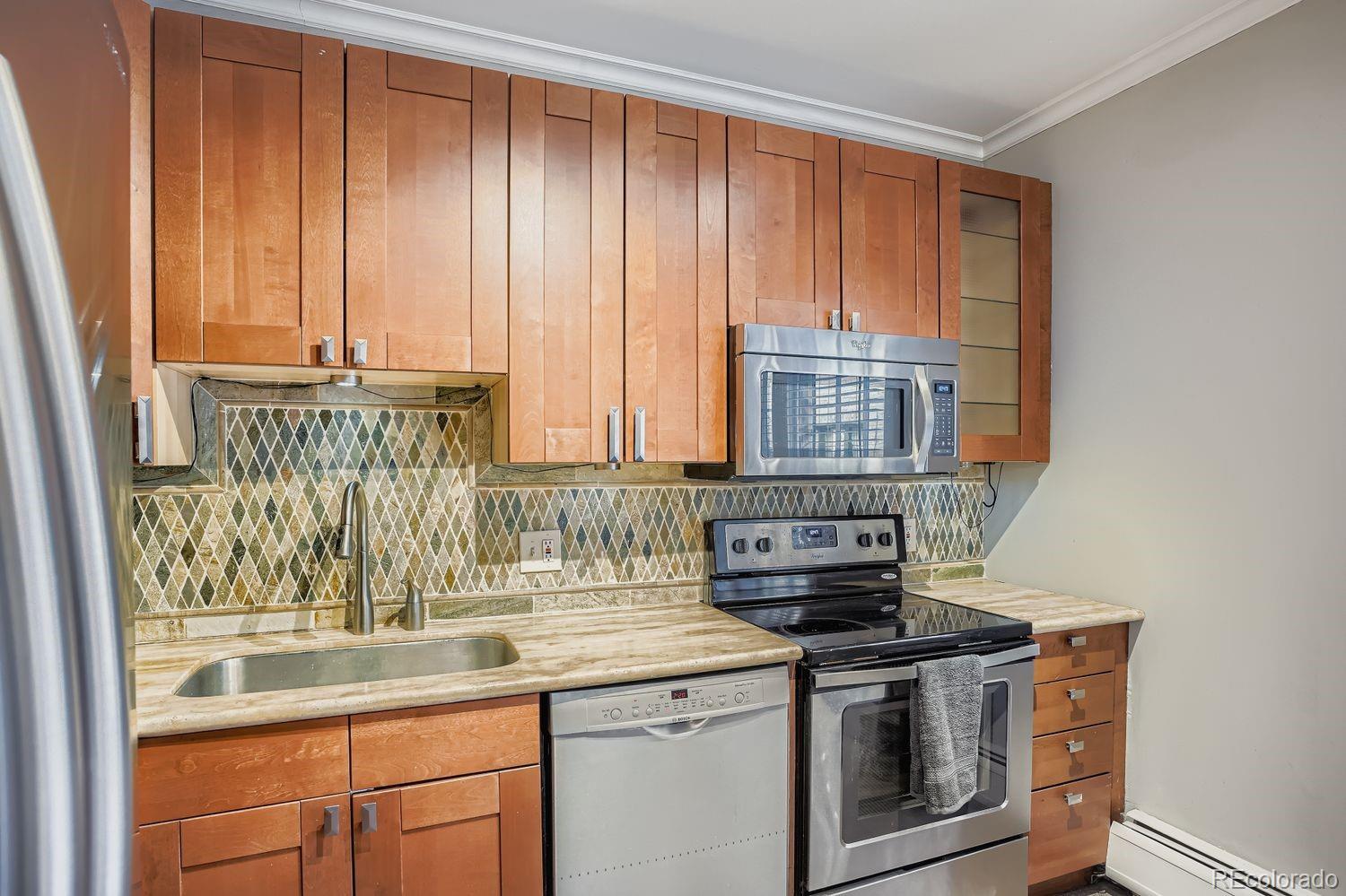 MLS Image #6 for 960 n sherman street 1b,denver, Colorado