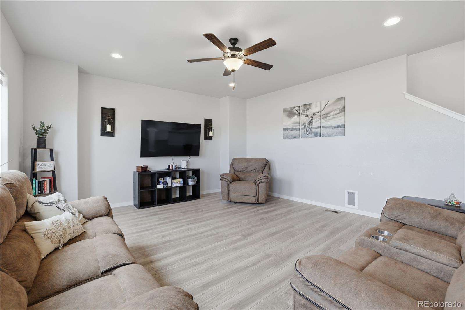 MLS Image #10 for 168  chipeta way,lochbuie, Colorado