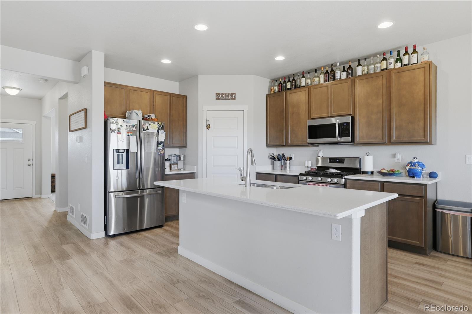 MLS Image #8 for 168  chipeta way,lochbuie, Colorado