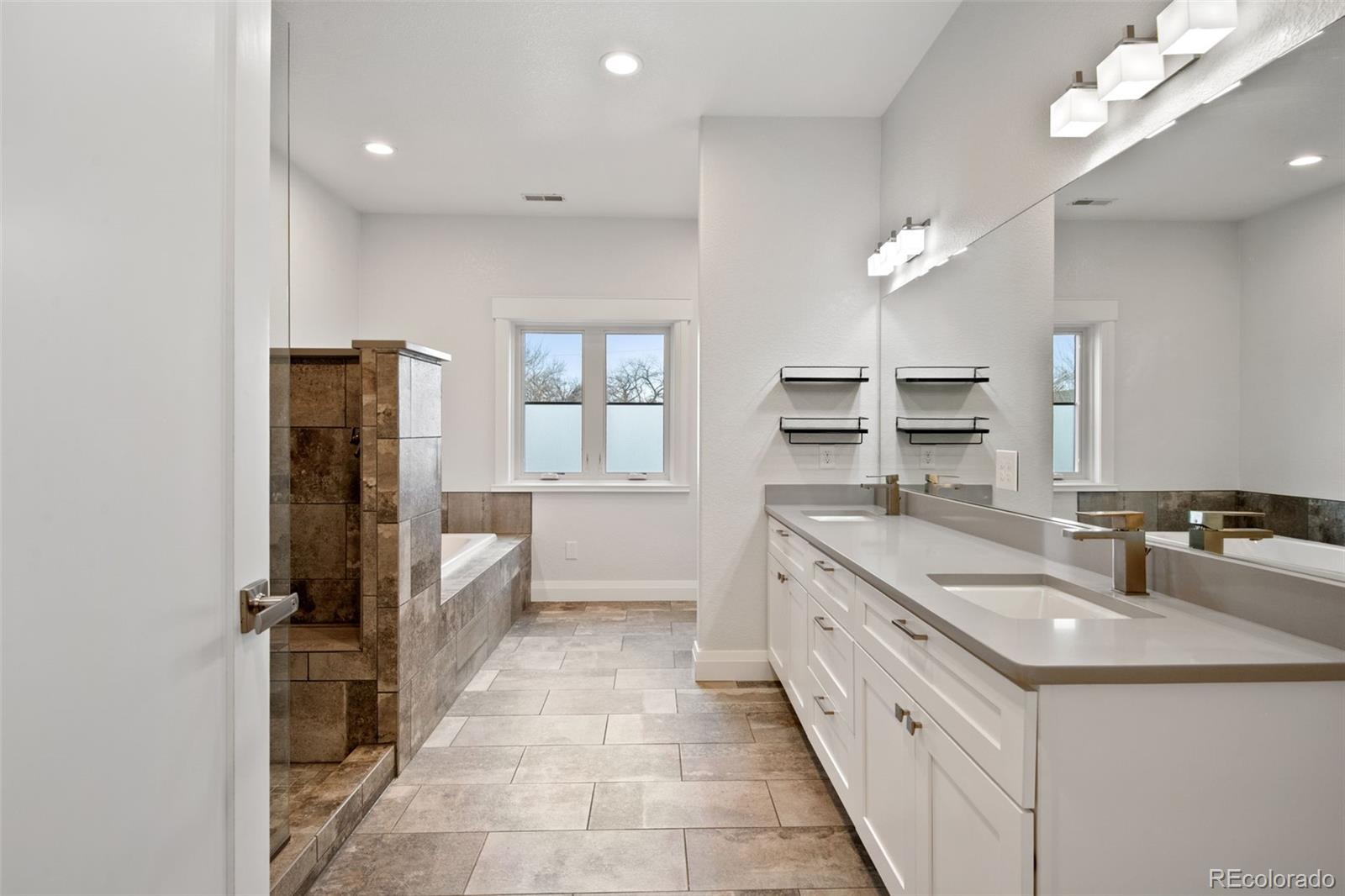 MLS Image #23 for 3060 s elati street,englewood, Colorado