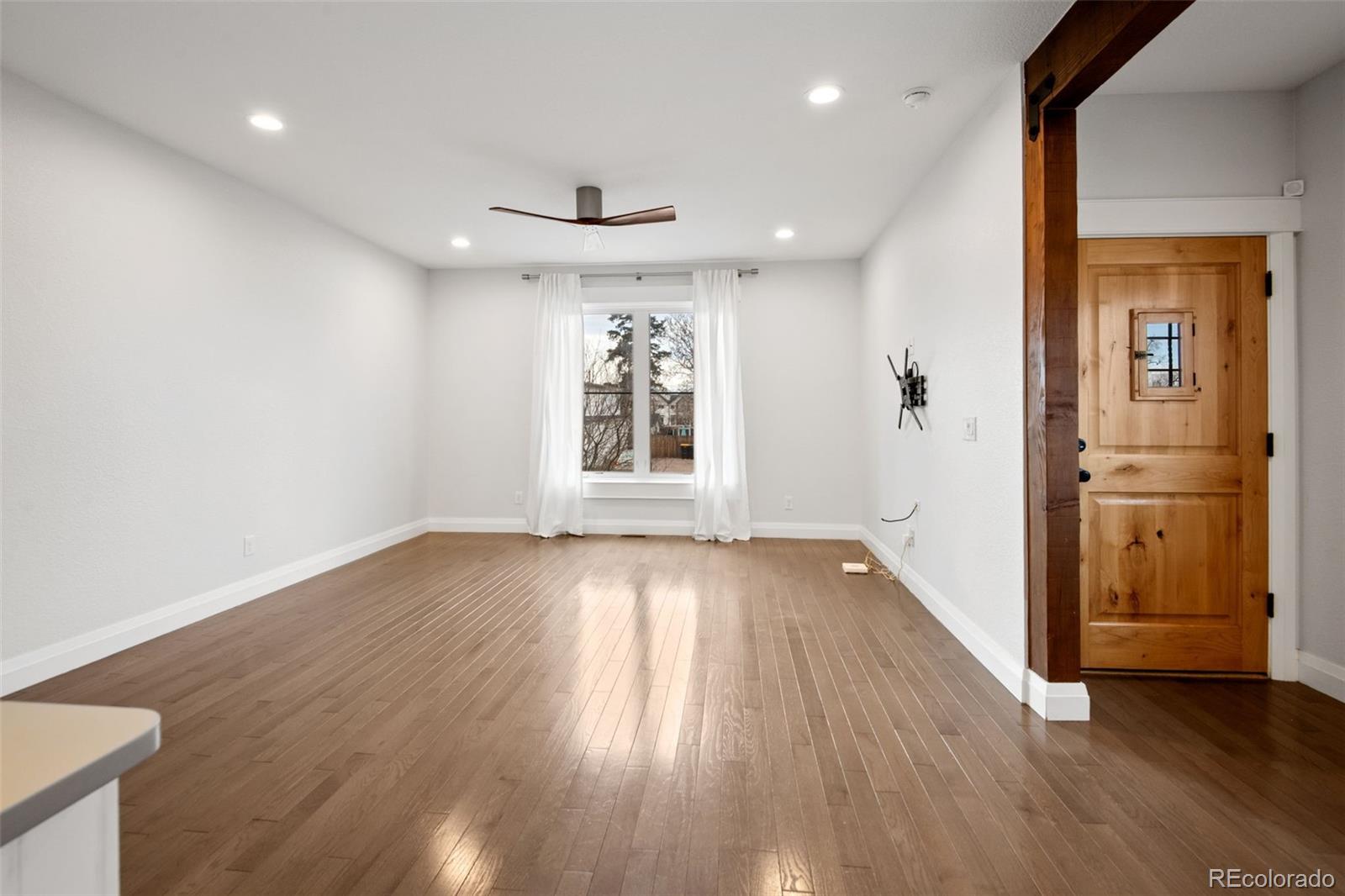 MLS Image #4 for 3060 s elati street,englewood, Colorado