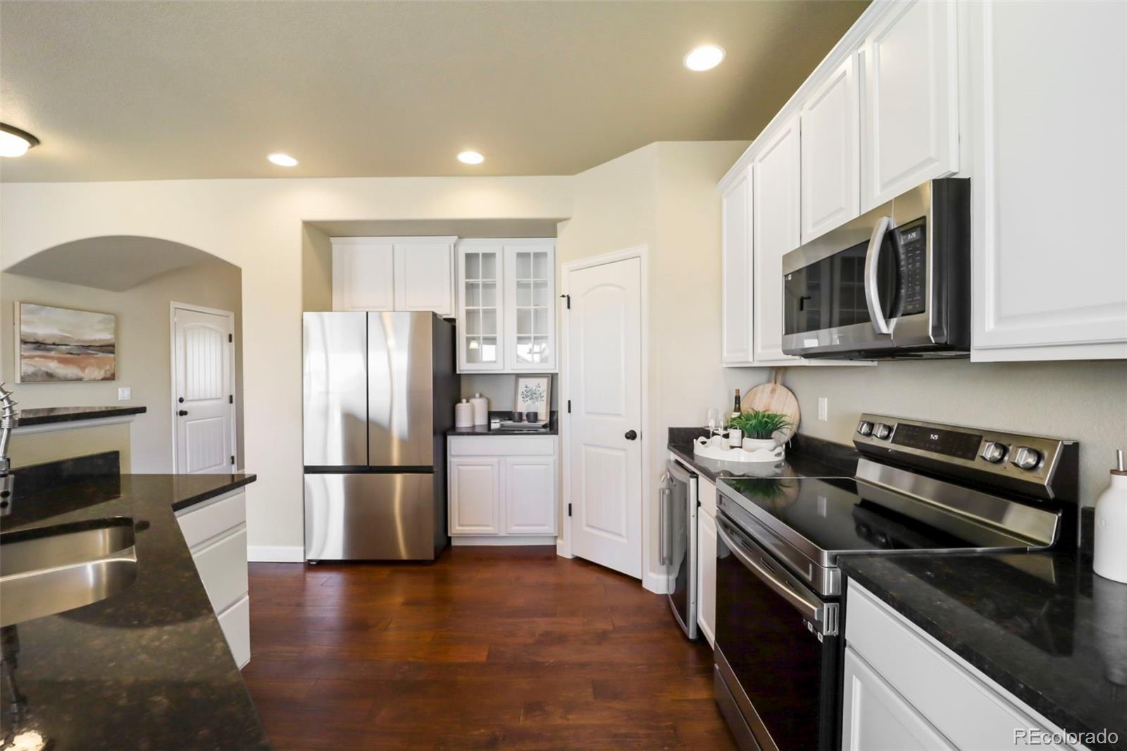 MLS Image #10 for 7555  shallow brooke place,colorado springs, Colorado