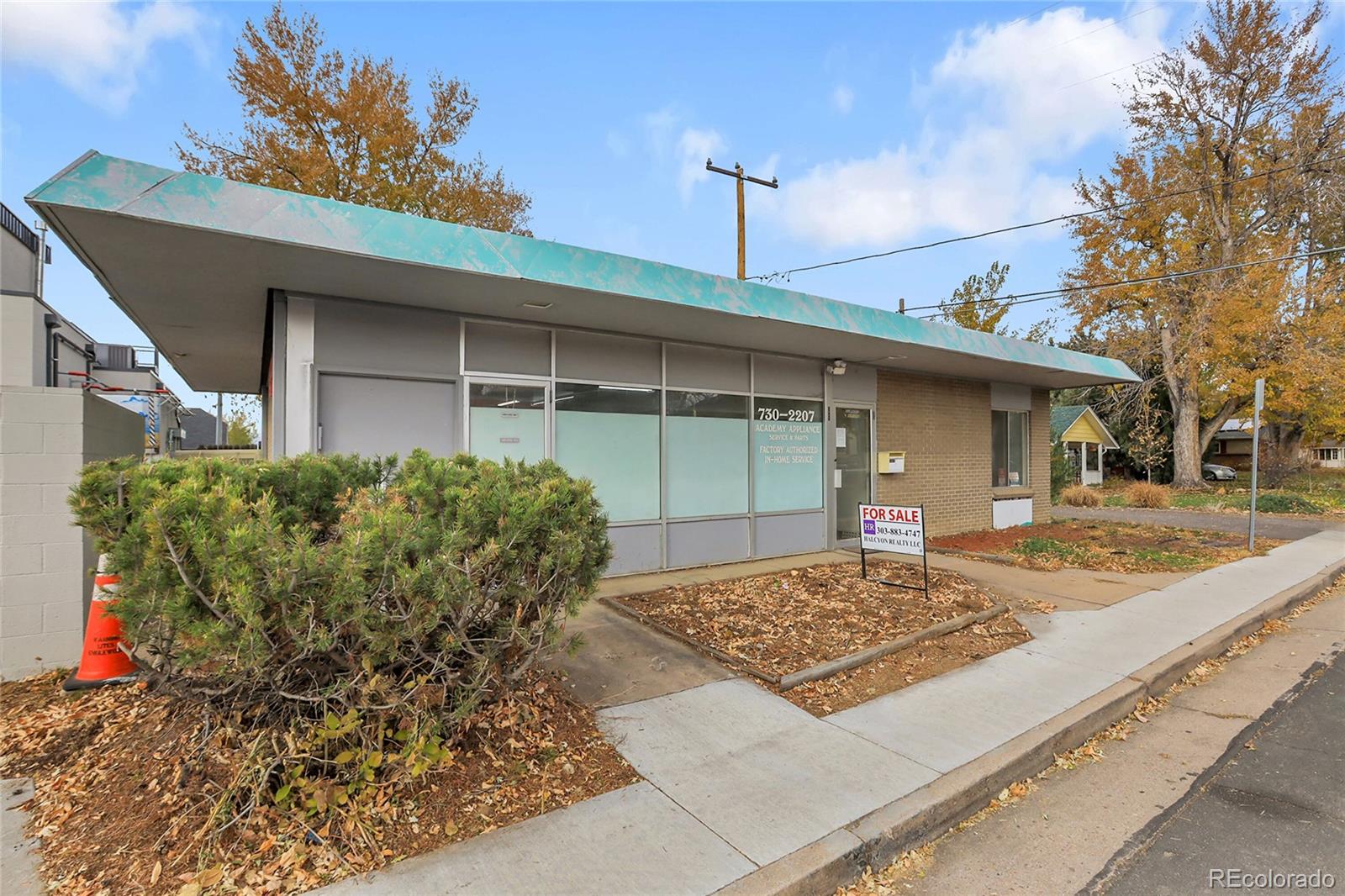 MLS Image #2 for 5687 s foresthill street,littleton, Colorado