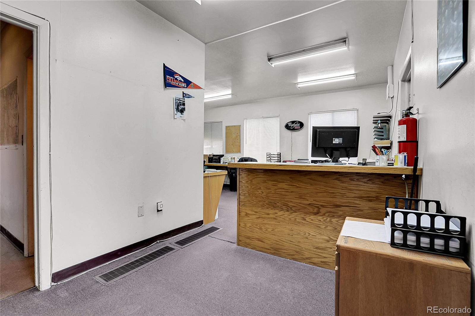 MLS Image #3 for 5687 s foresthill street,littleton, Colorado