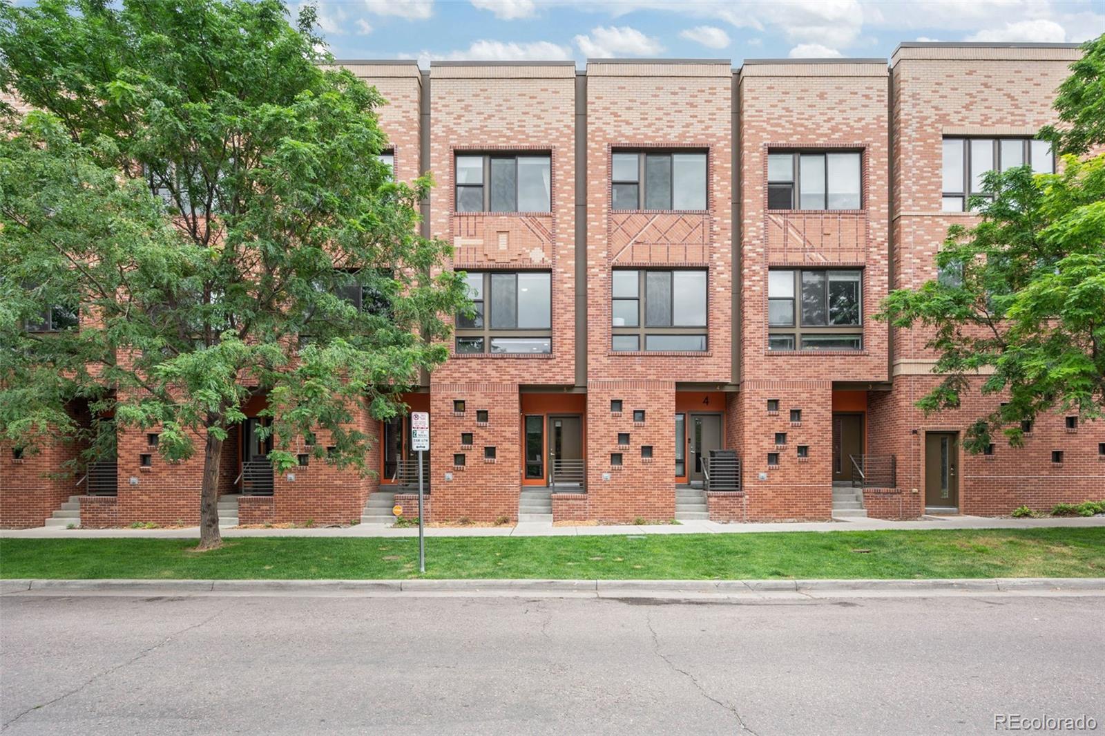 MLS Image #1 for 2200  tremont place 5,denver, Colorado