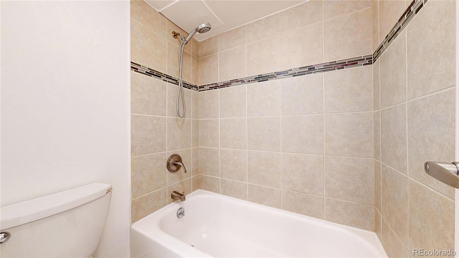 MLS Image #15 for 1433 n williams street 602,denver, Colorado