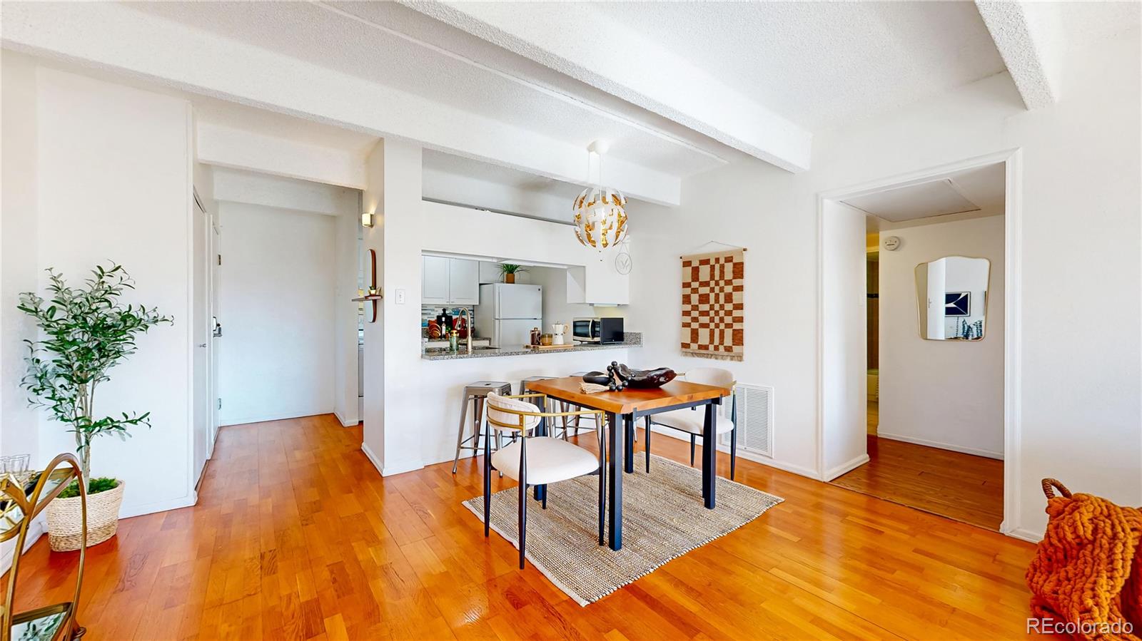 MLS Image #7 for 1433 n williams street 602,denver, Colorado