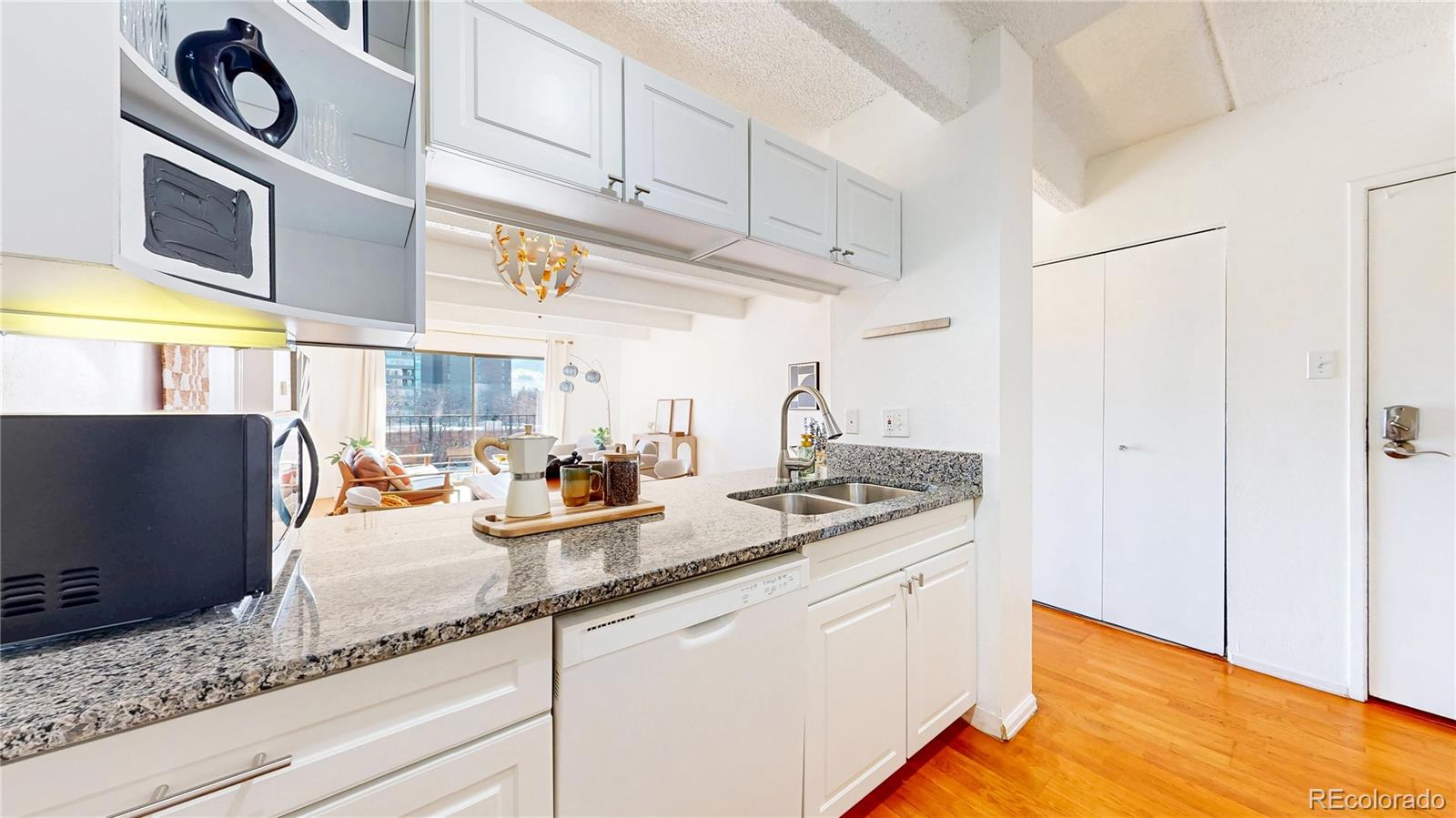 MLS Image #9 for 1433 n williams street 602,denver, Colorado