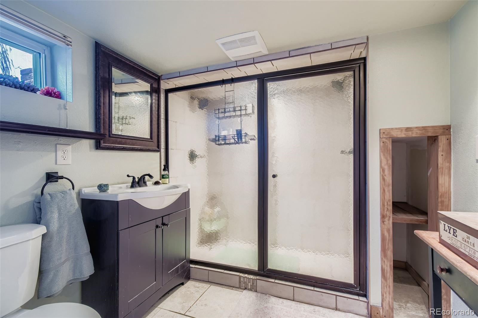 MLS Image #18 for 1258  valentia street,denver, Colorado