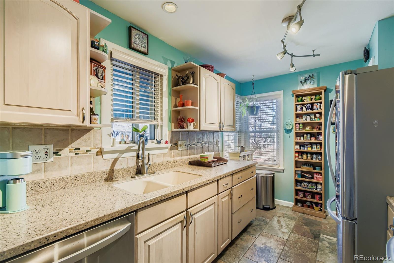 MLS Image #7 for 1258  valentia street,denver, Colorado