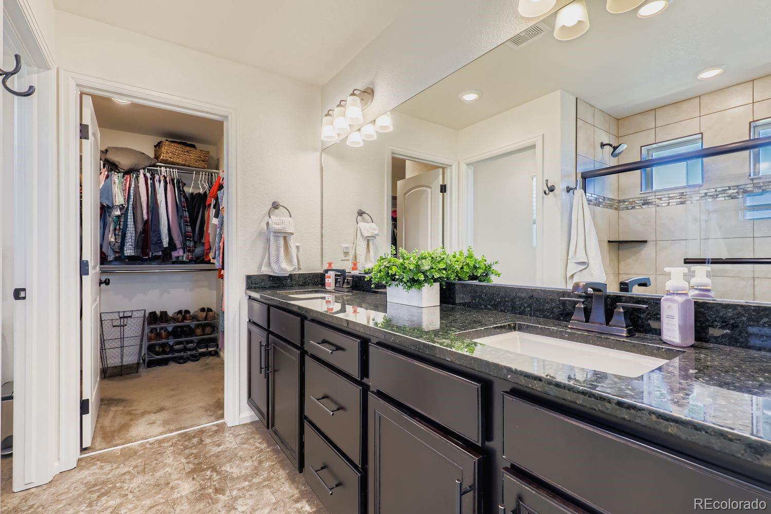 MLS Image #13 for 26248 e maple drive,aurora, Colorado
