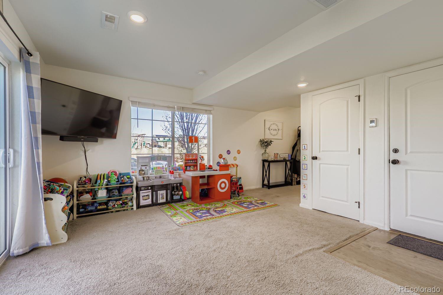 MLS Image #20 for 26248 e maple drive,aurora, Colorado