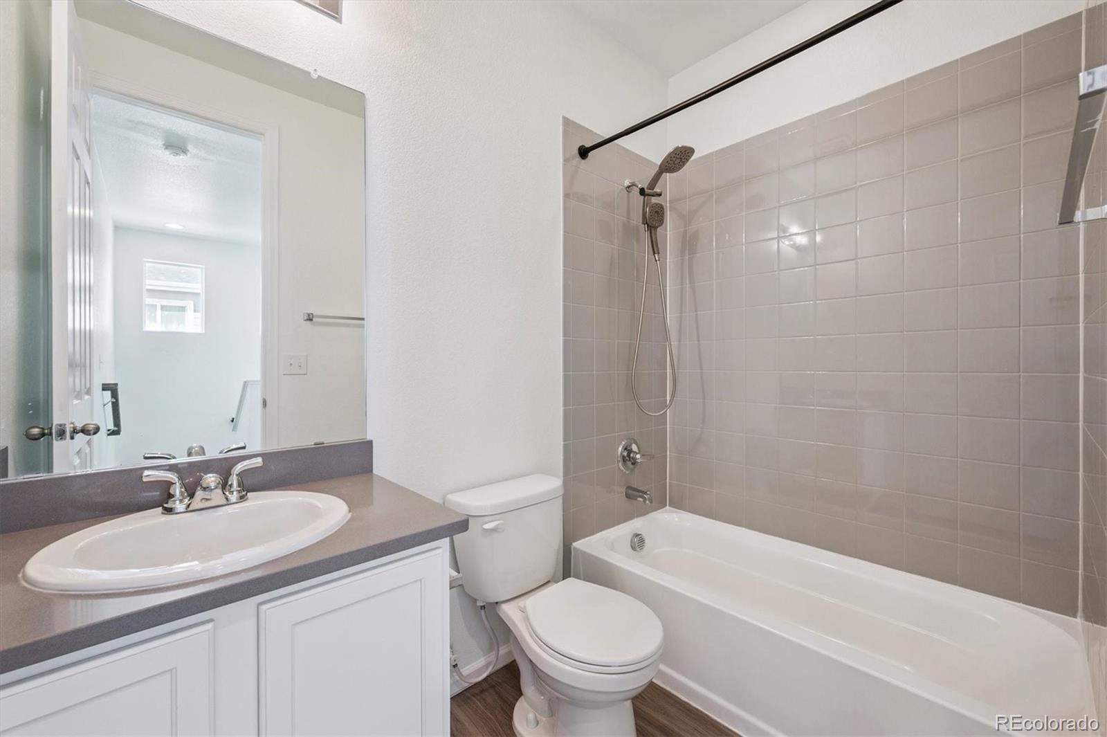 MLS Image #18 for 23627 e 5th place ,aurora, Colorado