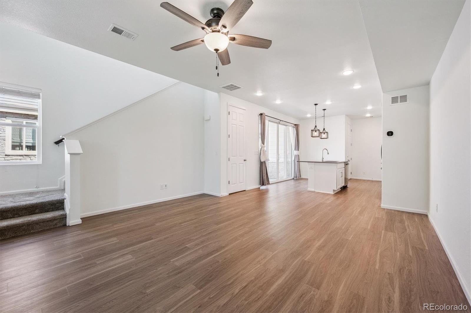 MLS Image #2 for 23627 e 5th place ,aurora, Colorado