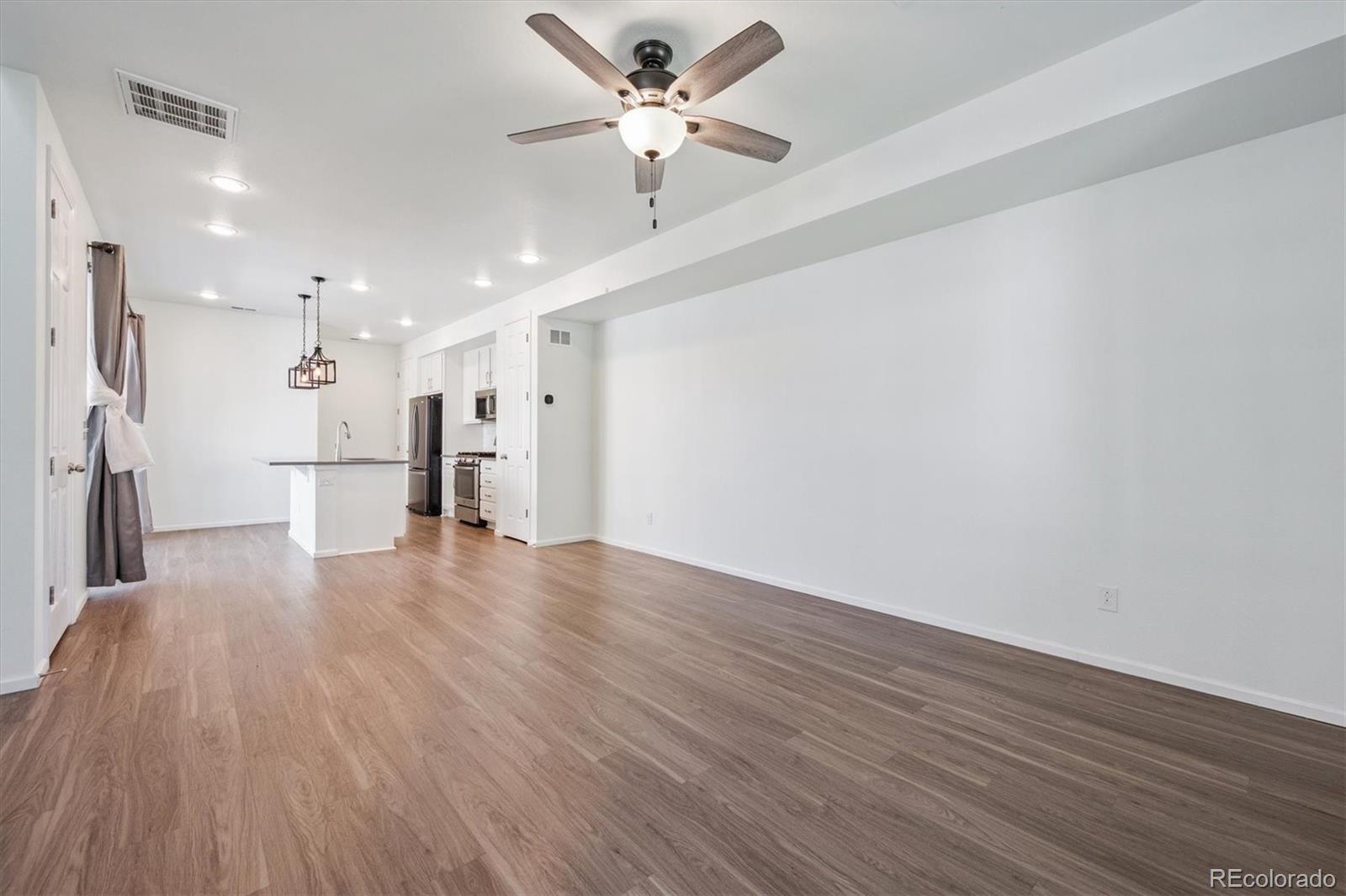 MLS Image #4 for 23627 e 5th place ,aurora, Colorado