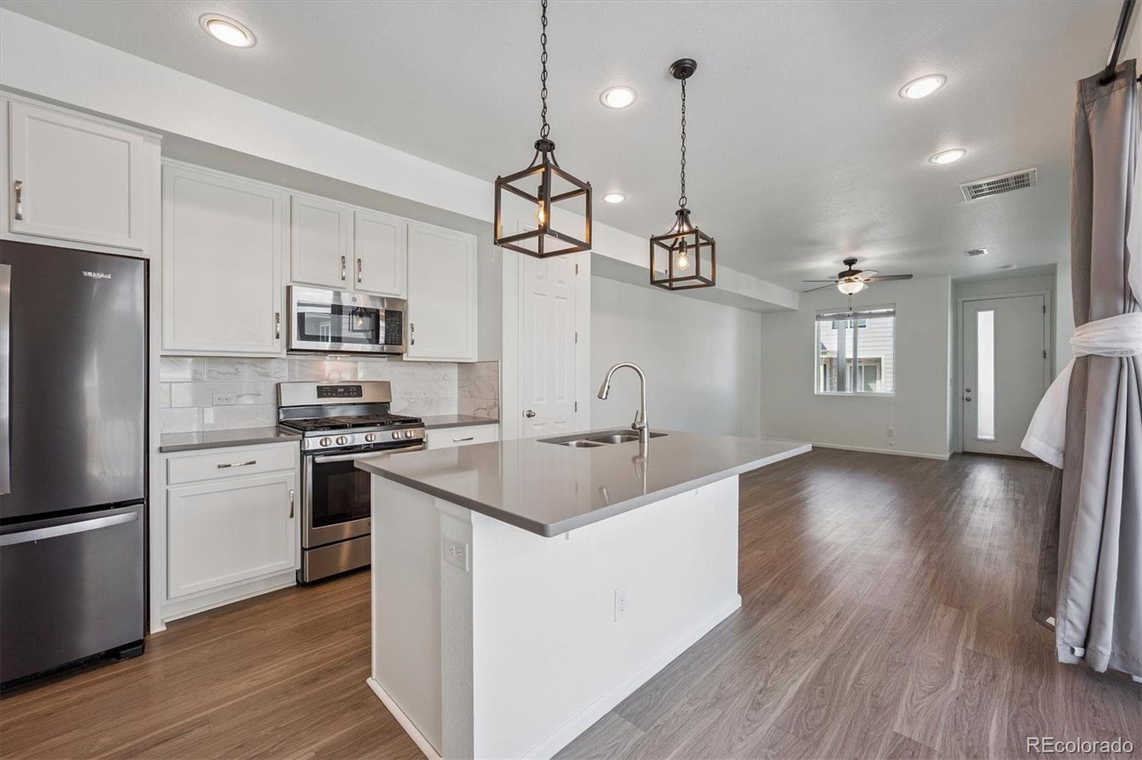 MLS Image #5 for 23627 e 5th place ,aurora, Colorado