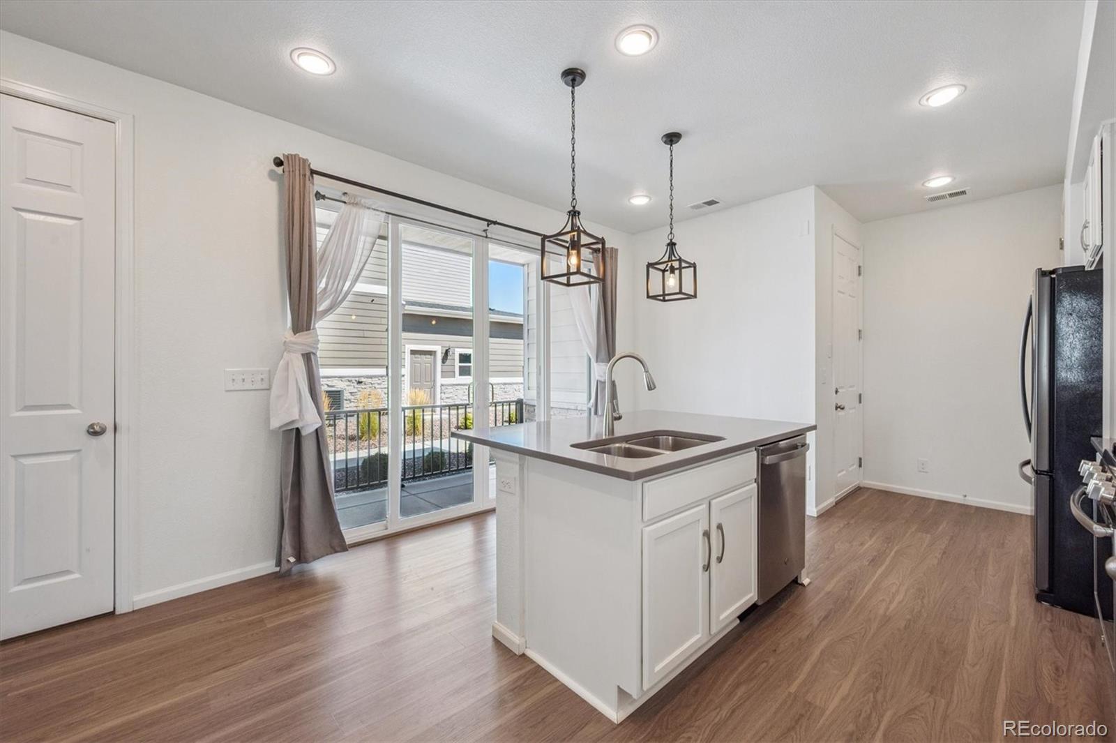 MLS Image #8 for 23627 e 5th place ,aurora, Colorado