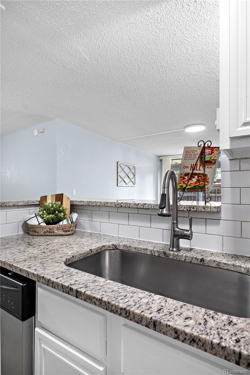MLS Image #10 for 2281 s vaughn way,aurora, Colorado