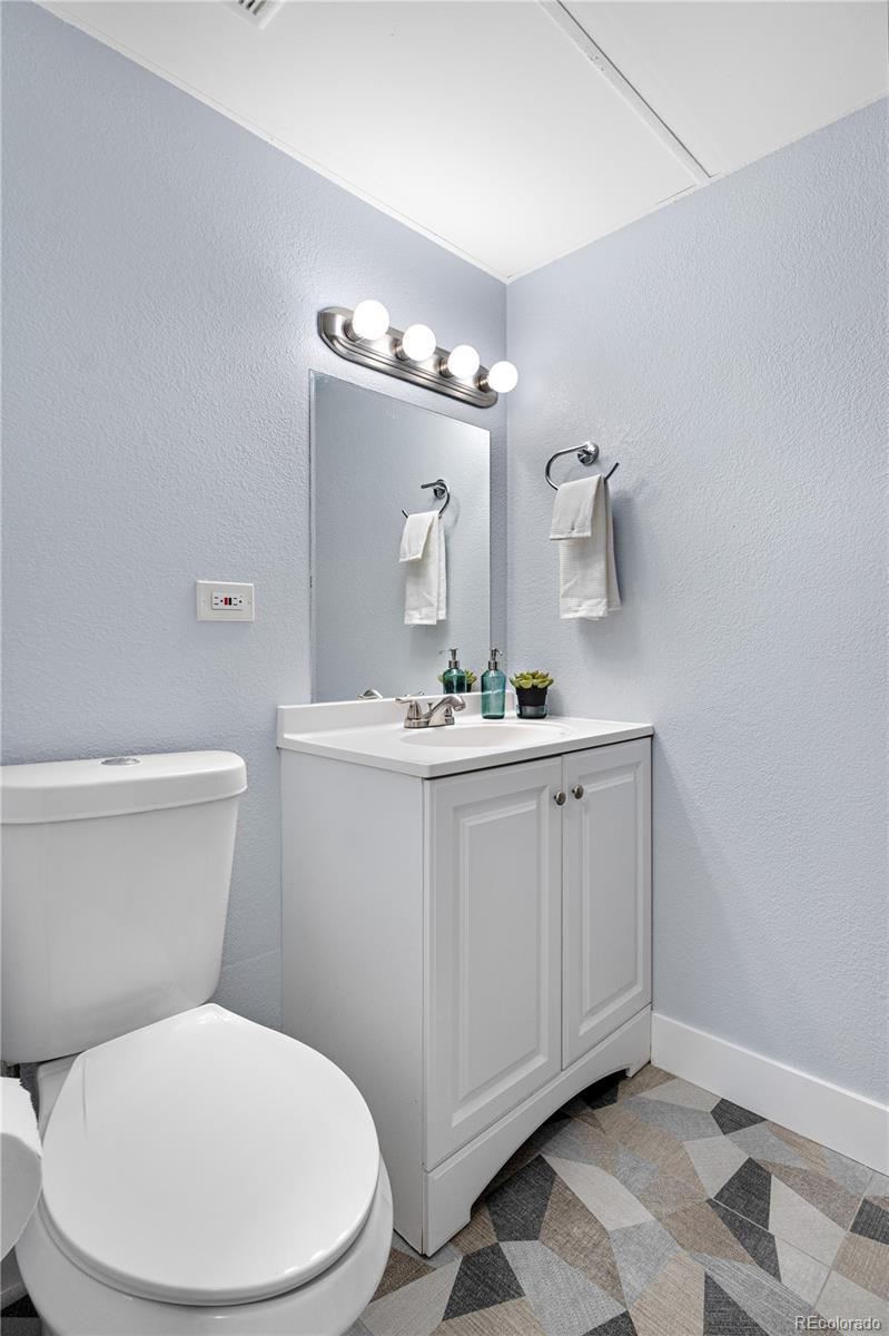 MLS Image #17 for 2281 s vaughn way,aurora, Colorado