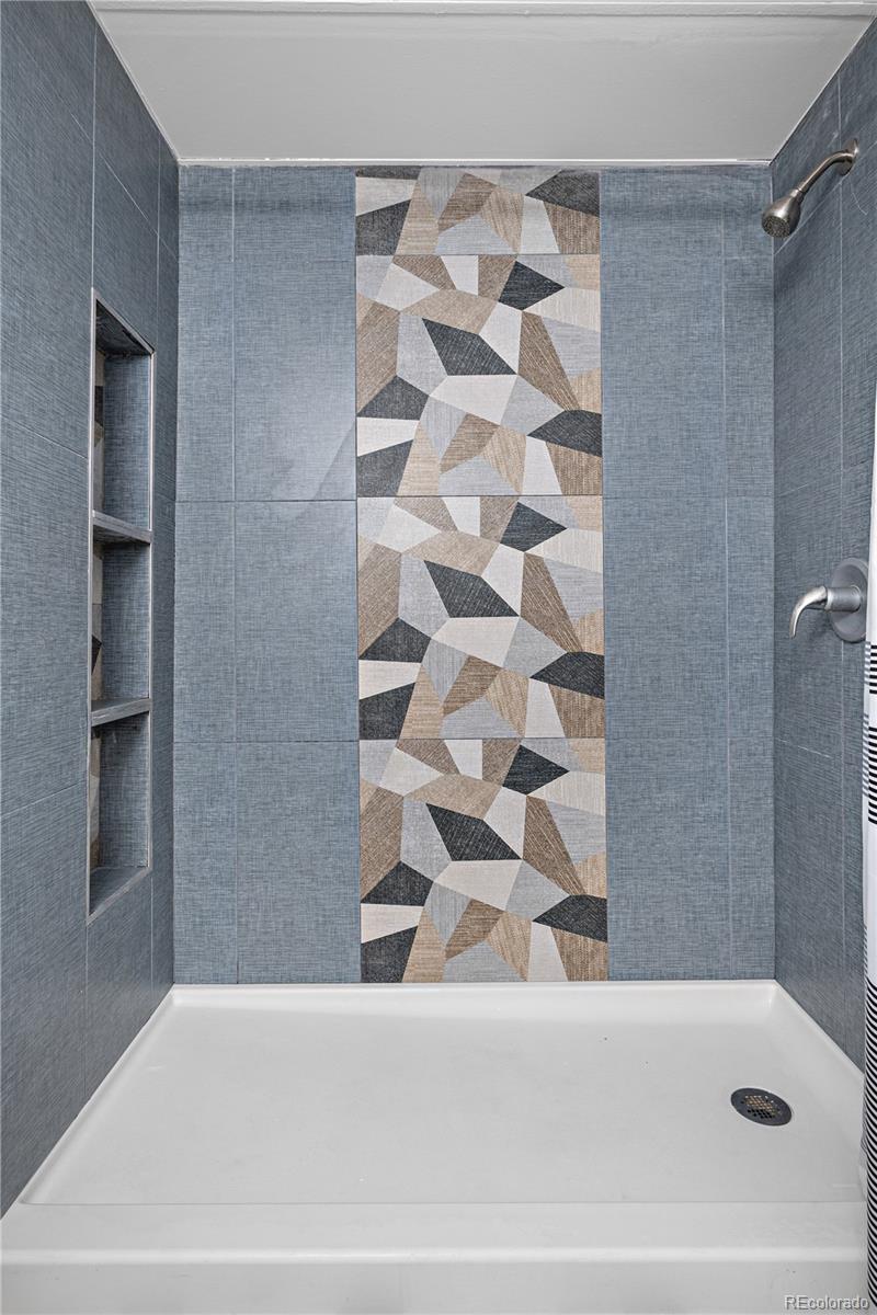 MLS Image #18 for 2281 s vaughn way,aurora, Colorado