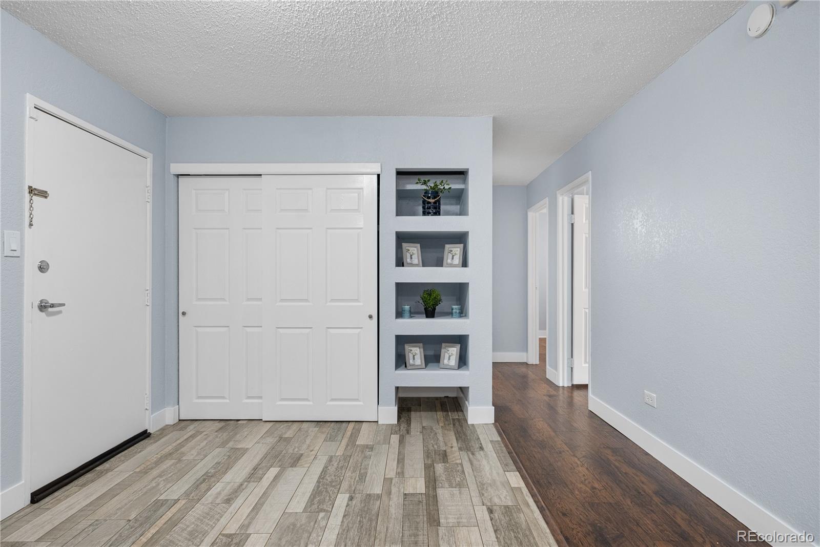 MLS Image #4 for 2281 s vaughn way,aurora, Colorado