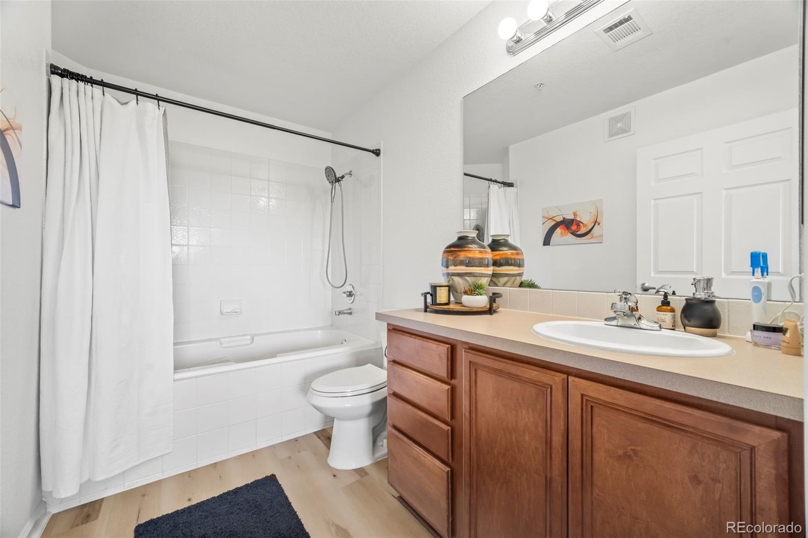 MLS Image #18 for 15475  andrews drive,denver, Colorado