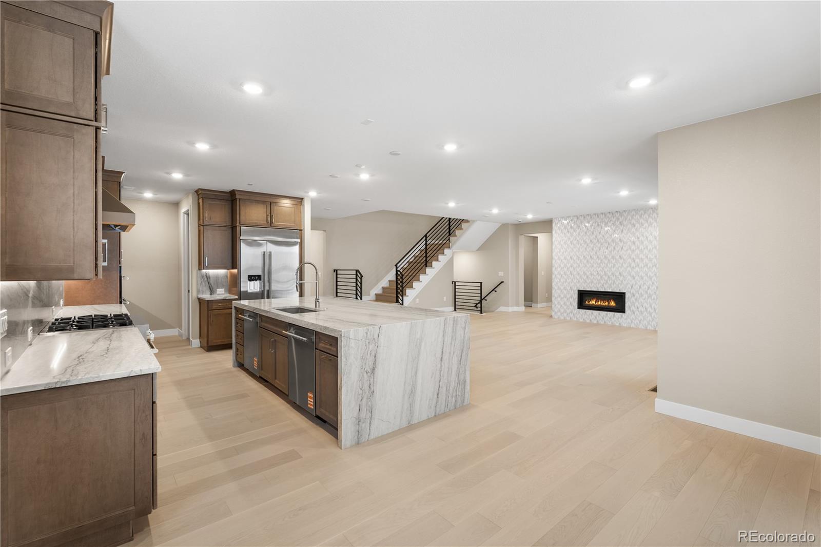 MLS Image #2 for 11293  tenor trail,lone tree, Colorado