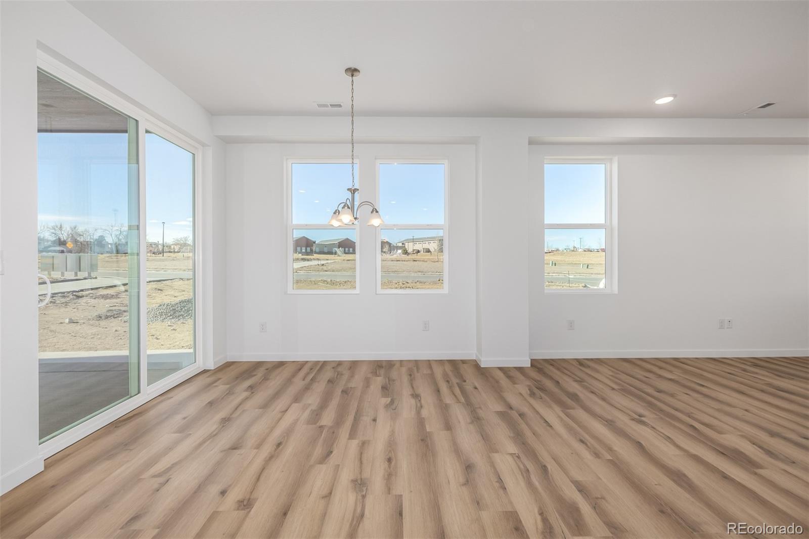 MLS Image #11 for 2632 e 103rd avenue,thornton, Colorado
