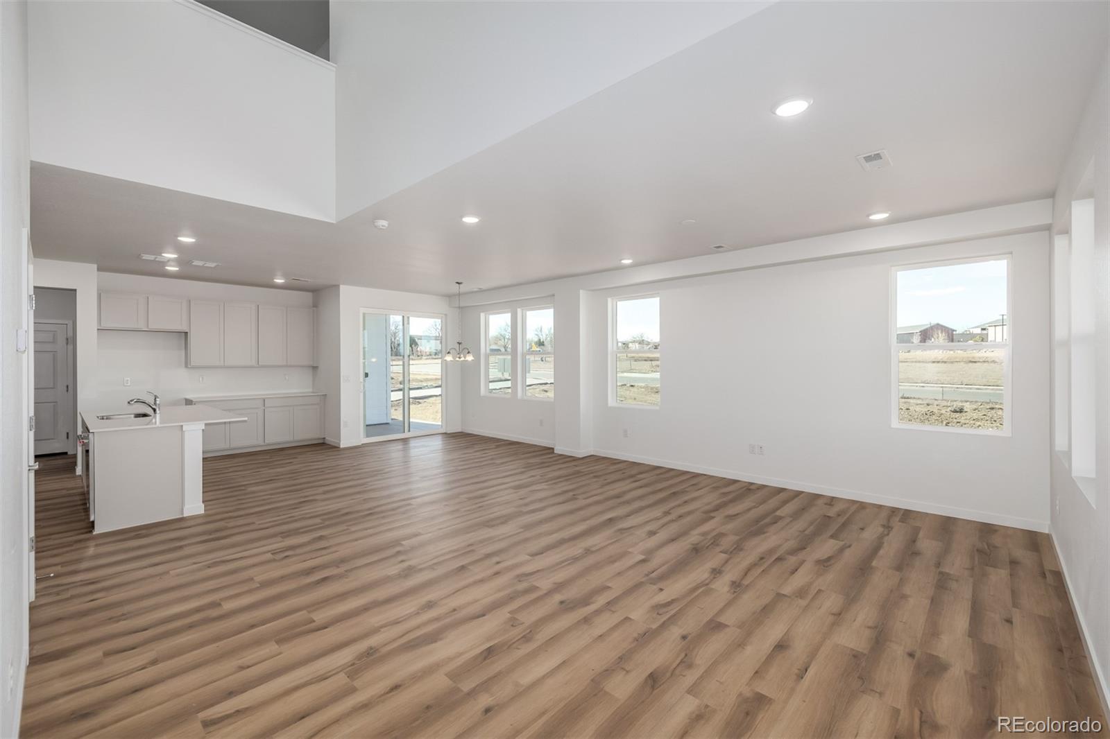 MLS Image #8 for 2632 e 103rd avenue,thornton, Colorado