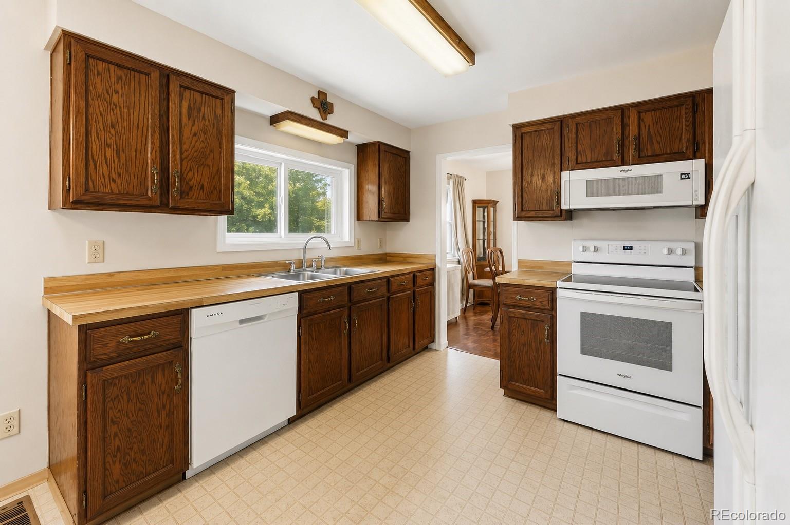 MLS Image #4 for 1551 s dawson street,aurora, Colorado