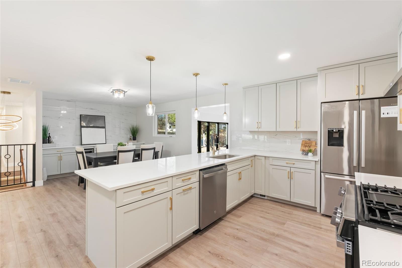 MLS Image #12 for 3831 s hillcrest drive,denver, Colorado