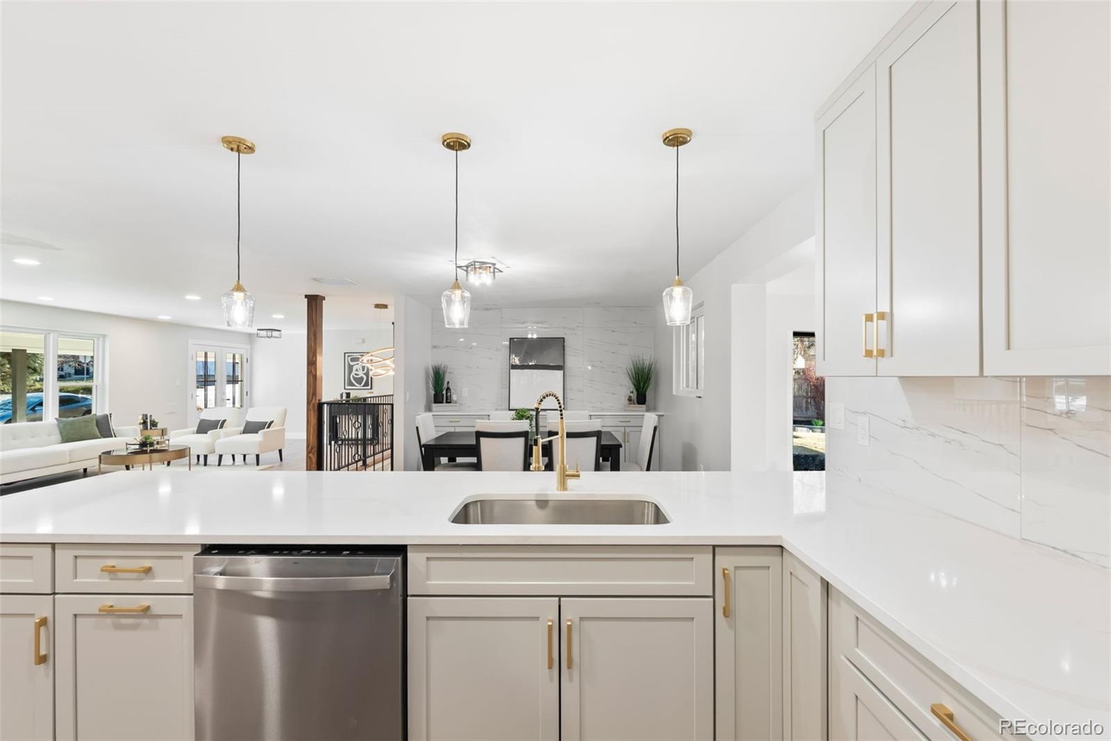 MLS Image #14 for 3831 s hillcrest drive,denver, Colorado