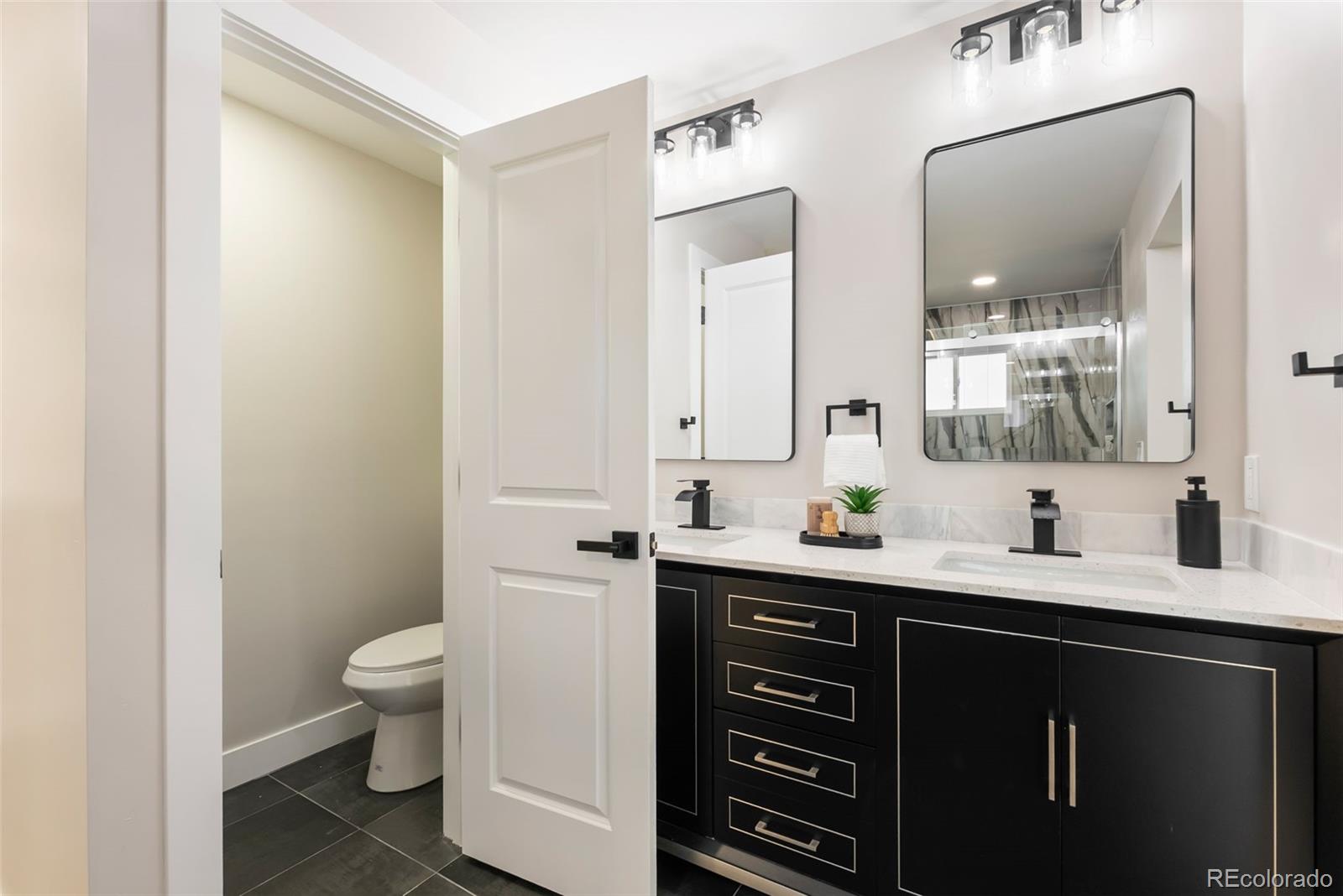 MLS Image #33 for 3831 s hillcrest drive,denver, Colorado
