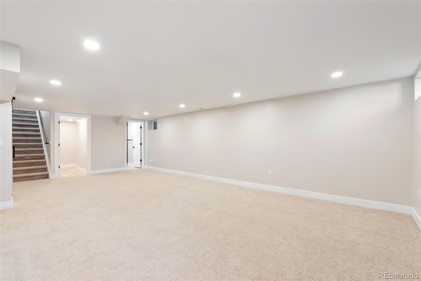 MLS Image #38 for 3831 s hillcrest drive,denver, Colorado