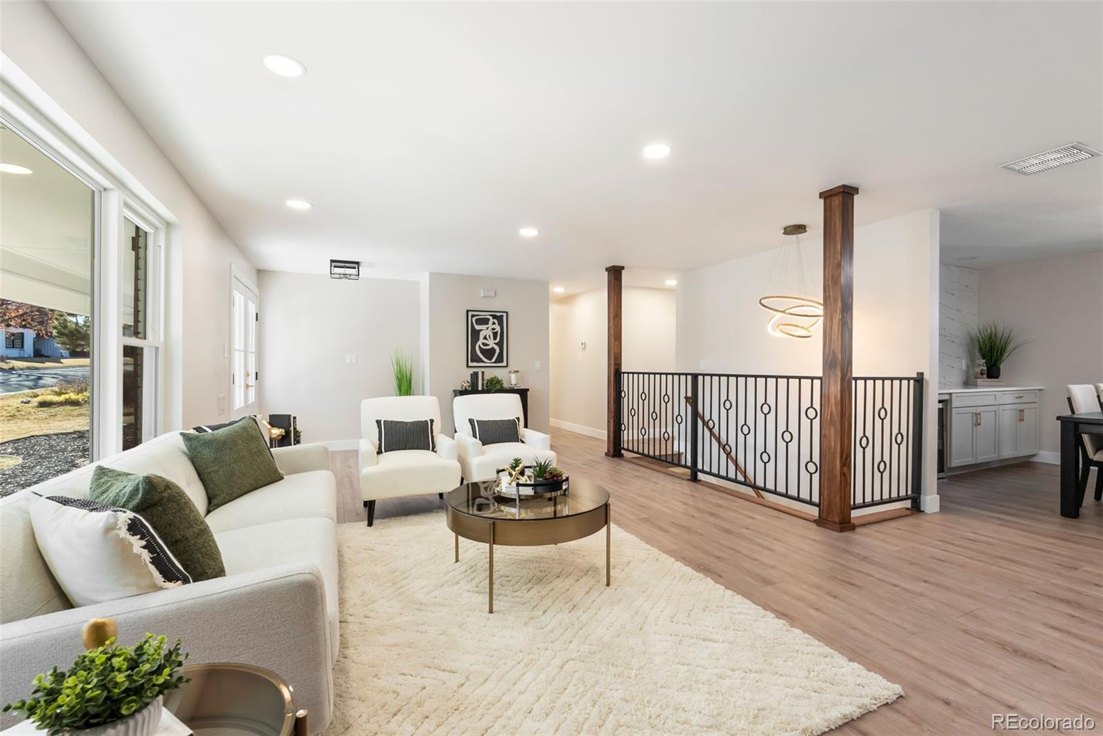 MLS Image #7 for 3831 s hillcrest drive,denver, Colorado