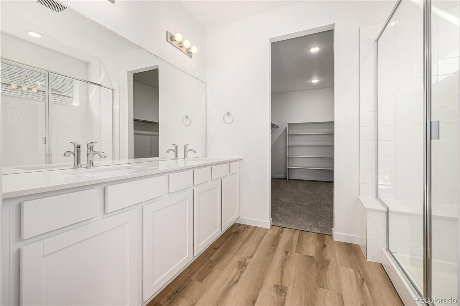 MLS Image #28 for 2631 e 102nd place,thornton, Colorado