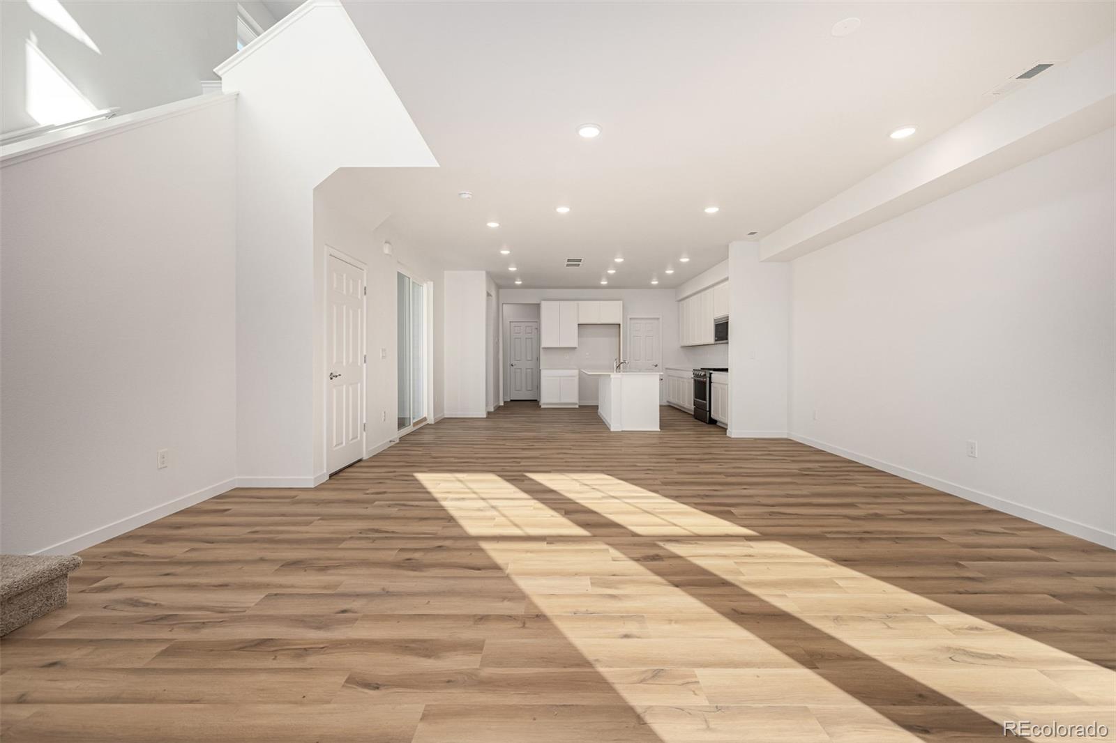 MLS Image #4 for 2631 e 102nd place,thornton, Colorado