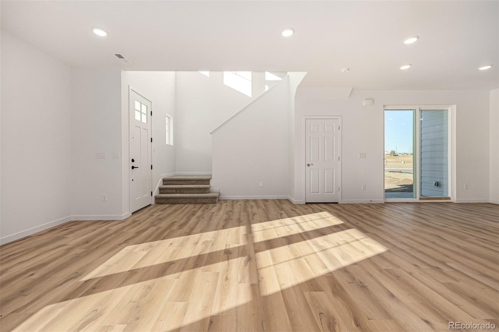 MLS Image #6 for 2631 e 102nd place,thornton, Colorado