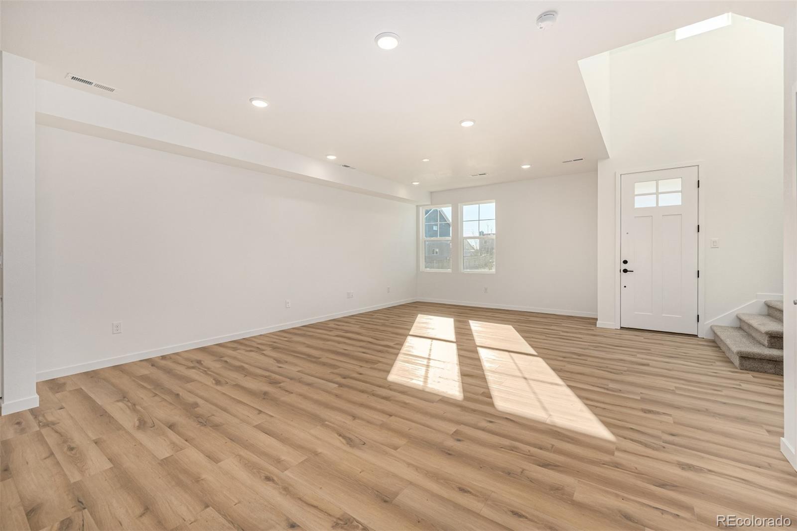 MLS Image #9 for 2631 e 102nd place,thornton, Colorado