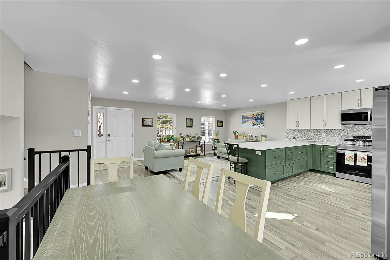 MLS Image #2 for 7465 s ivy way,centennial, Colorado