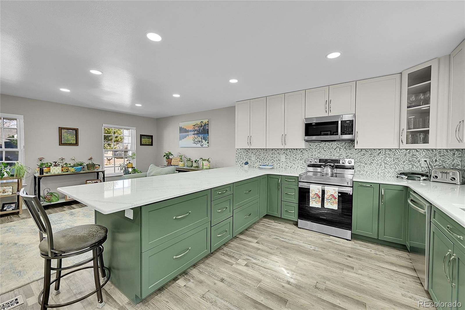 MLS Image #3 for 7465 s ivy way,centennial, Colorado