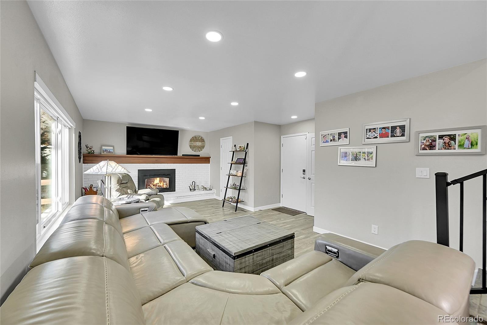 MLS Image #8 for 7465 s ivy way,centennial, Colorado