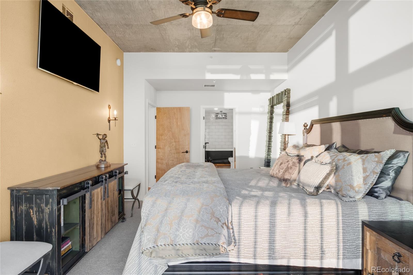 MLS Image #16 for 1700  bassett street 2216,denver, Colorado