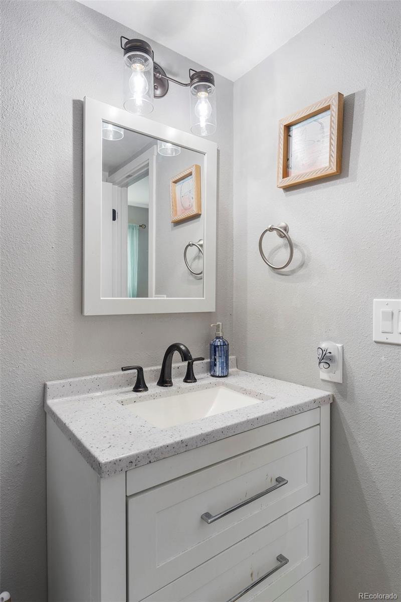 MLS Image #14 for 904 s walden way 102,aurora, Colorado